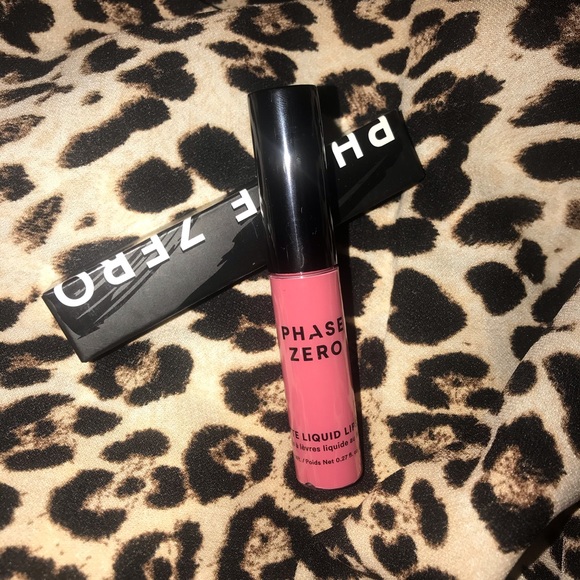 PHASE ZERO matte liquid lipstick - Picture 2 of 5